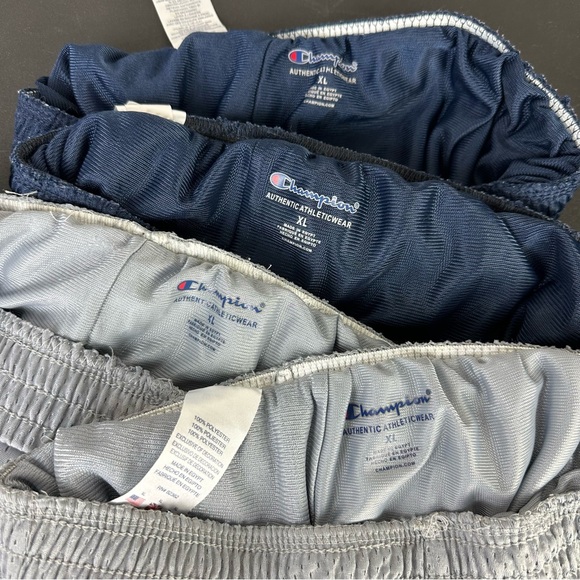 Champion | Bundle of 4 Gym Shorts Youth XL - Picture 2 of 10